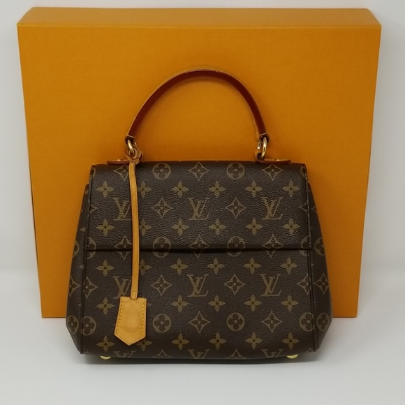 Louis Vuitton Handbags - 💗Louis Vuitton Monogram Cluny BB Bordeaux/Fuchsia
